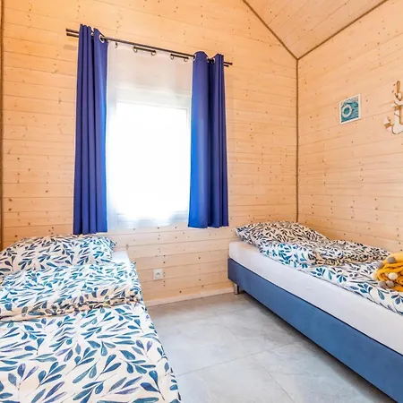 Dom wakacyjny Bursztynowy *